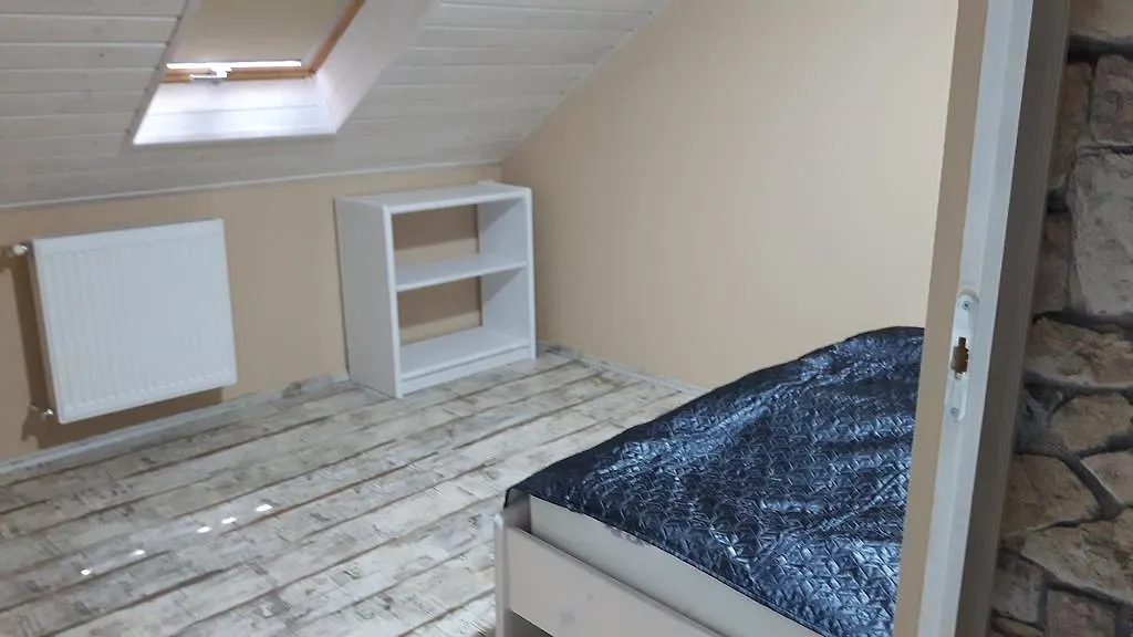 Mano Apartman Daire Eğri 0*,  Macaristan